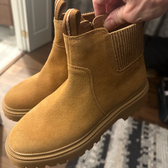 Madewell Calvin Lug Boot, suede, size 7, new in box - Picture 8 of 8